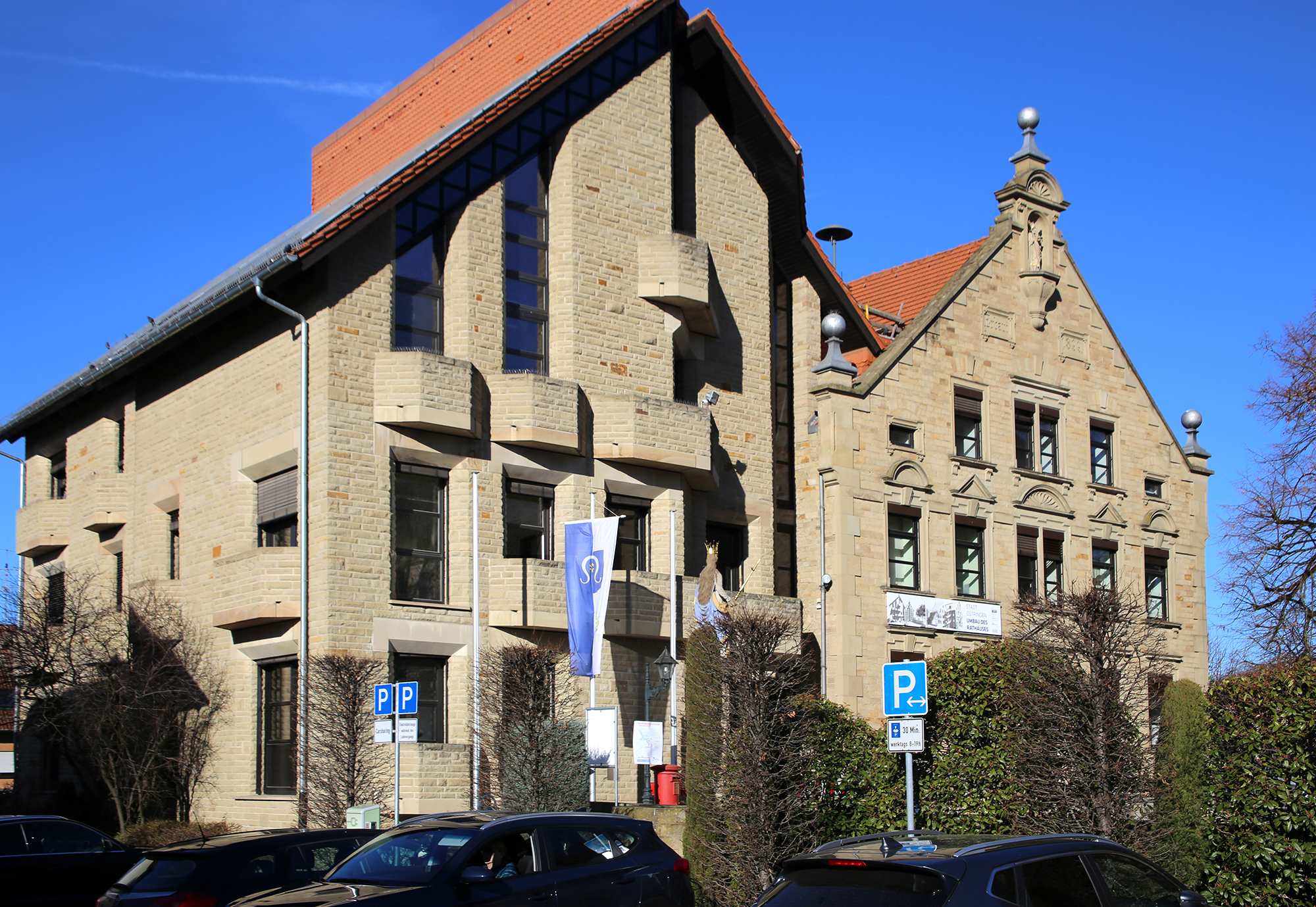  Das Rathaus Östringen und auch alle weiteren Dienststellen der Stadt bleiben bis auf weiteres für den allgemeinen Publikumsverkehr geschlossen 